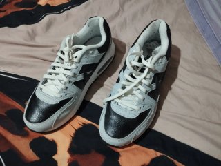 Deportivas Nike Air Negro y Gris