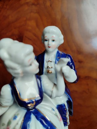 Figura de porcelana pareja Capodimonte gran tamaño