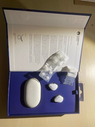 Auriculares Cambridge Audio Blancos