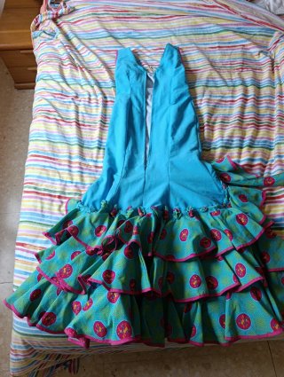 Traje de Sevillanas Azul con Volantes