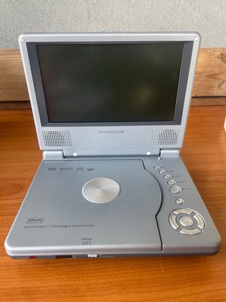 Lettore player DVD Portatile Daewoo 7” DPC-7200PD