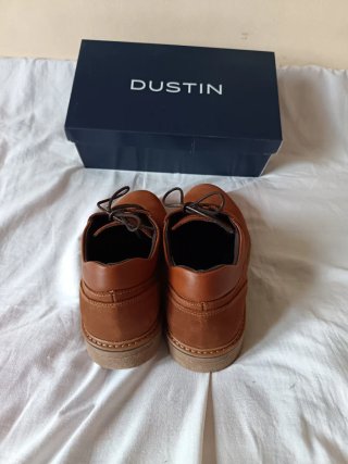 Zapatos de vestir Dustin marrones