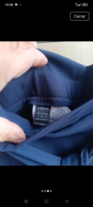 Falda midi azul marino