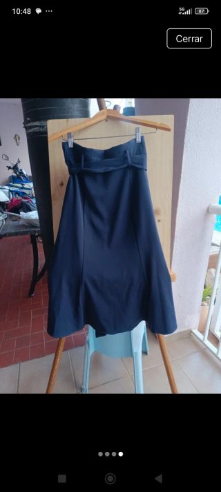 Falda midi azul marino