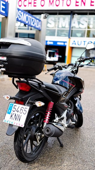 Honda CB125 125cc Gasolina Manual Negra