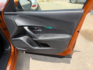 Peugeot 2008 2021