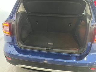 Volkswagen T-Cross 1.0 TSI SPORT (2021)