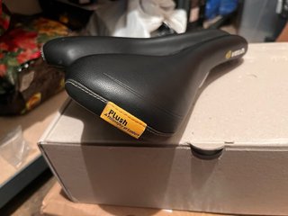 Sillín mujer ergonómico Velo - NUEVO
