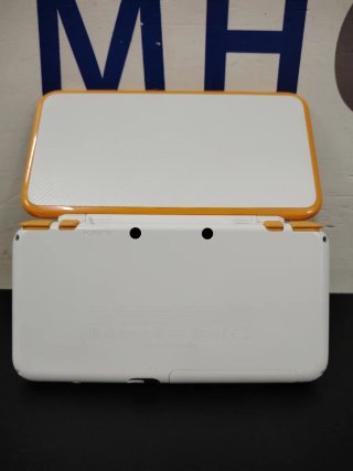 2DS XL Blanco Naranja  1 Año Garantía