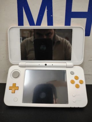 2DS XL Blanco Naranja  1 Año Garantía