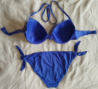 Bikini Azul Push Up con Lazos Ajustables