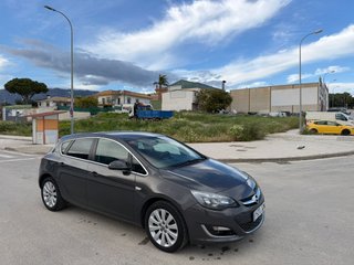 Opel Astra 2015