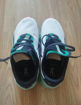 Zapatillas On Cloudmonster Verde/Blanco