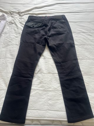 Pantalón caballero Guess Negro