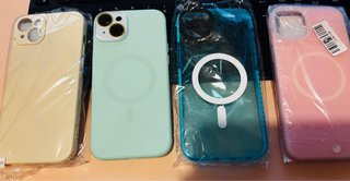Cover MagSafe per iPhone 15 Plus