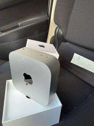 Mac Mini M4 + Dock Ugreen