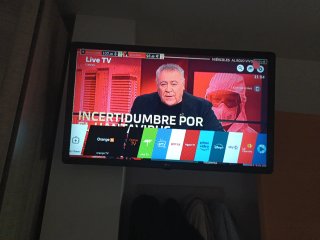 TV LG 32 Smart TV Negra