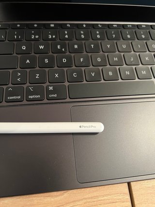 iPad Pro M4 13 2TB Negro, vendo o cambio por iphon