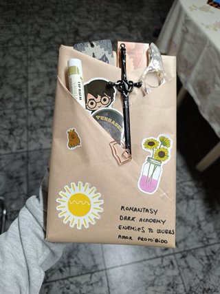 Kit literario sorpresa + libro