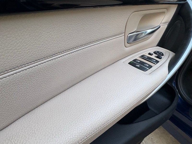 BMW Serie 3 2019, foto 19