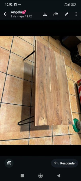 Mesa de centro de madera rústica