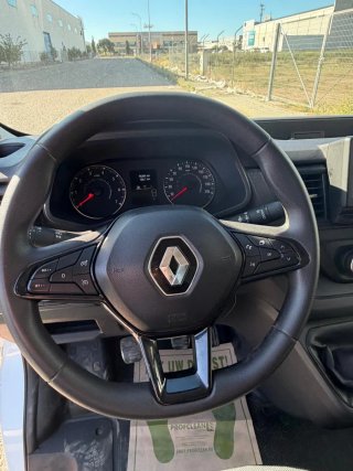 Renault Trafic 2023