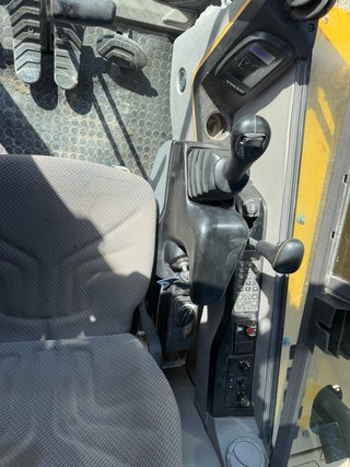 Retroexcavadora Volvo ECR 58 Plus