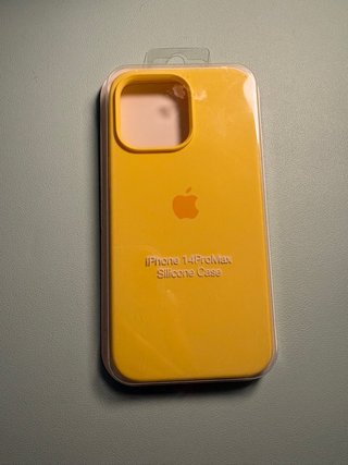 Funda Silicona Apple iPhone 14 Pro Max Amarilla