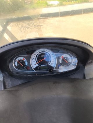 Suzuki Burgman 250