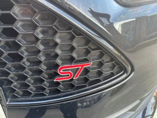 Ford Focus 2.0 EcoBoost ST 250