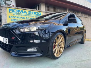 Ford Focus 2.0 EcoBoost ST 250