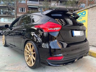 Ford Focus 2.0 EcoBoost ST 250