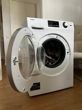 Lavadora 8 kg de carga frontal Haier serie 636