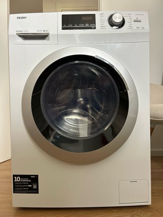 Lavadora 8 kg de carga frontal Haier serie 636