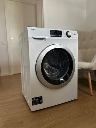 Lavadora 8 kg de carga frontal Haier serie 636