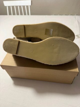 Alpargatas cuña beige