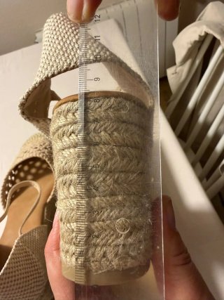 Alpargatas cuña beige