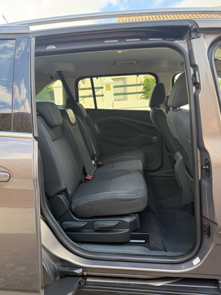 Ford Grand C-MAX 2013