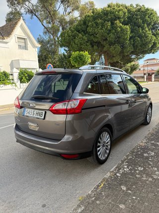 Ford Grand C-MAX 2013