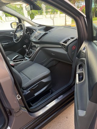 Ford Grand C-MAX 2013