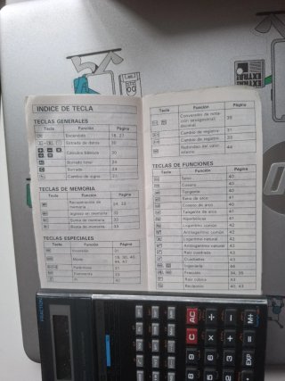 Calculadora Científica Casio fx-250D