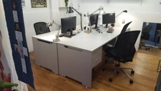 Escritorio de oficina de madera