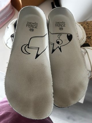 Zapatos Feroz paterna arcoiris  Blancos talla 32