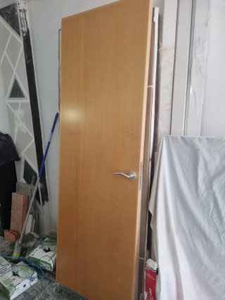 Puerta interior madera