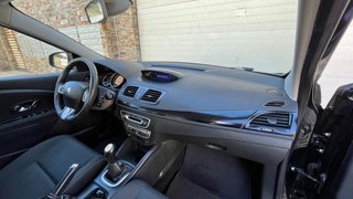 Renault Megane 1.5 DCI de 2012 con 140.000km