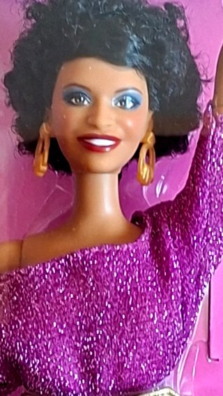 Tributo speciale Barbie Debbie Allen 2025