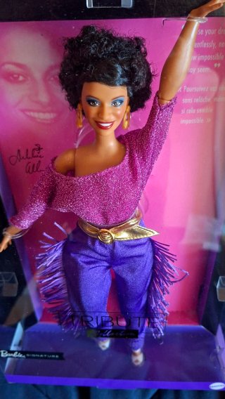 Tributo speciale Barbie Debbie Allen 2025