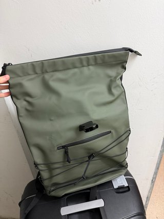 Mochila impermeable verde