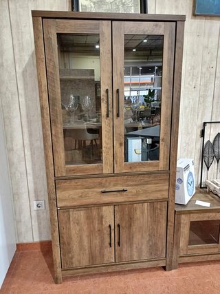 OFERTA VITRINA Y APARADOR NUEVOS *685*038*326*