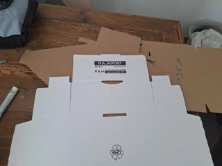 Cajas de envío de 25x20x10 cm  / Shipping boxes